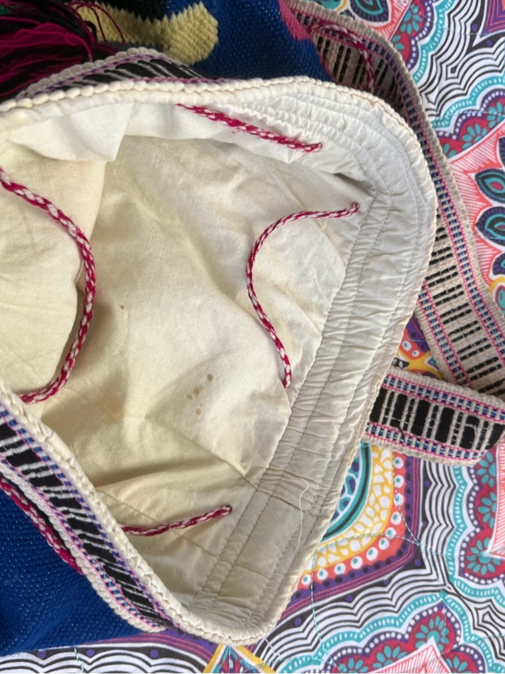 Handwoven Colorful Peruvian Bag with Tassels - Picture 3 of 7
